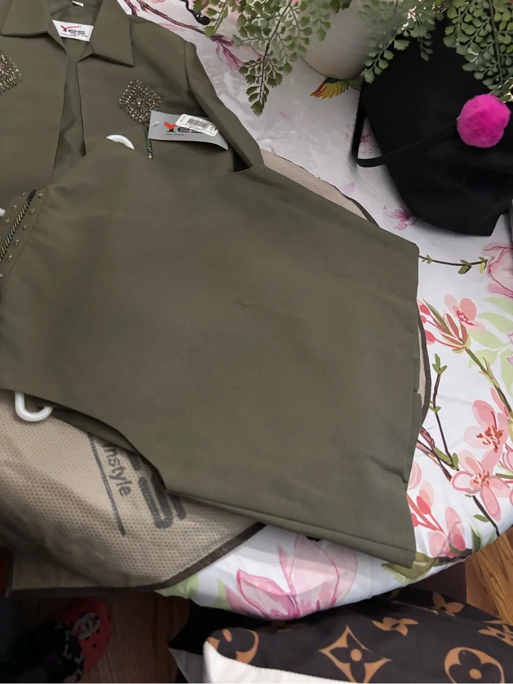 Olive Green Embellished 3 Piece Set Pakistan boy 18/24 month suit new